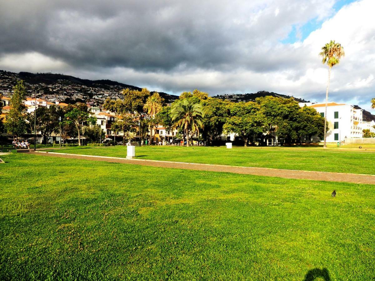 Old Town House Madeira Βίλα Φουνκάλ Εξωτερικό φωτογραφία